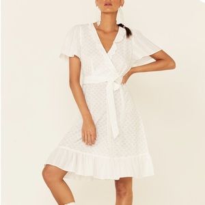 Beyond the Radar Women's Eyelet Ruffle Surplice Wrap Dress Size Large Gray